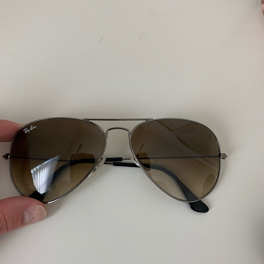 RayBan classic aviator sunglasses silver hardware